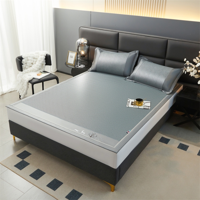 91家纺网 家纺一手货源 找家纺  恒爱 2024新款冰藤凉席 小鹿-蓝灰