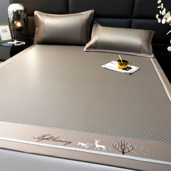 91家纺网 家纺一手货源 找家纺  恒爱 2024新款冰藤凉席 小鹿-浅灰