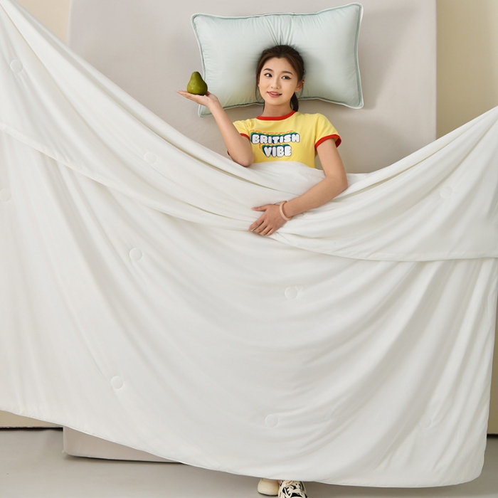 91家纺网 家纺一手货源 找家纺 （总）彩烨 2025纯色凉感丝夏被【北极月光*全网唯一白色】