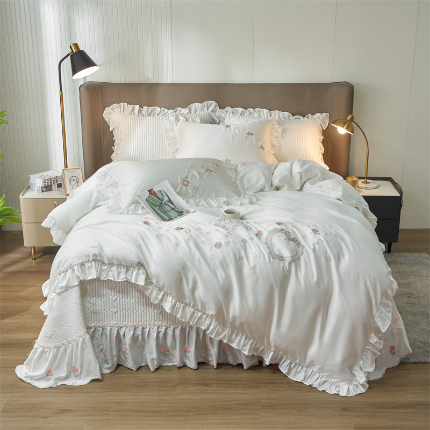 91家纺网 家纺一手货源 找家纺 恒爱家纺 A类60s天丝轻奢夫人系列夏被床盖四件套 轻奢白