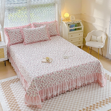 91家纺网 家纺一手货源 找家纺 A类水洗棉麻双层纱床盖四件套 夹棉床笠被套枕套 蕾丝花边床盖直播供货 相思