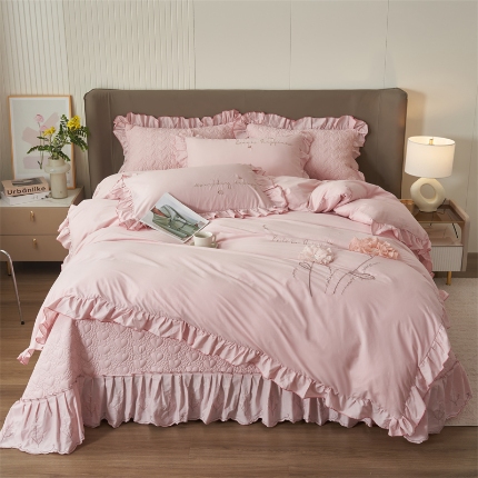 91家纺网 家纺一手货源 找家纺 （总）恒爱家纺 2024新款40S全棉色织水洗棉绣花梦美人床盖四件套