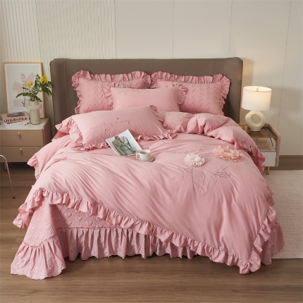 91家纺网 家纺一手货源 找家纺 （总）恒爱家纺 2024新款40S全棉色织水洗棉绣花梦美人床盖四件套