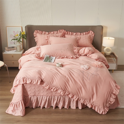 91家纺网 家纺一手货源 找家纺 （总）恒爱家纺 2024新款40S全棉色织水洗棉绣花梦美人床盖四件套