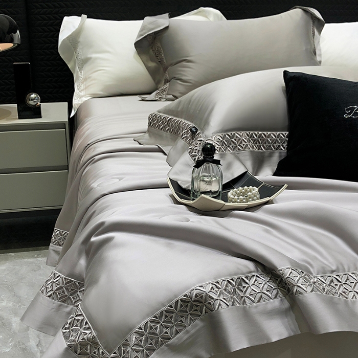 91家纺网 家纺一手货源 找家纺 （总）黑白森林2024款 100S支天丝棉镂空夏被天丝全棉夏凉被空调被