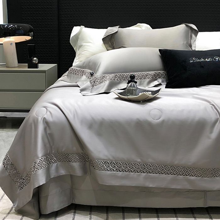 91家纺网 家纺一手货源 找家纺 （总）黑白森林2024款 100S支天丝棉镂空夏被天丝全棉夏凉被空调被