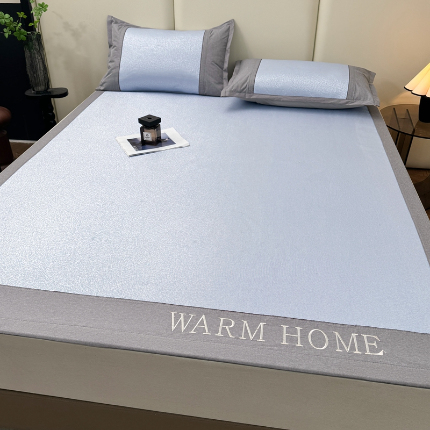 91家纺网 家纺一手货源 找家纺 莱轩席业 2024新款A类抗菌刺绣冰丝席条席款 冰川蓝