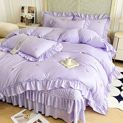 91家纺网 家纺一手货源 找家纺 2025小红书多巴胺ins风法式小香风糯小棉散点玫瑰床盖款四件套水洗棉纯棉全棉夏被四件套