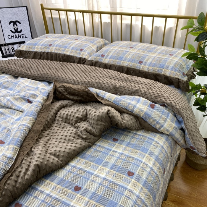 91家纺网 家纺一手货源 找家纺 （总）暖居 2024新款豆豆被砂洗棉花床盖四件套春秋单件豆豆绒被芯被褥可机洗