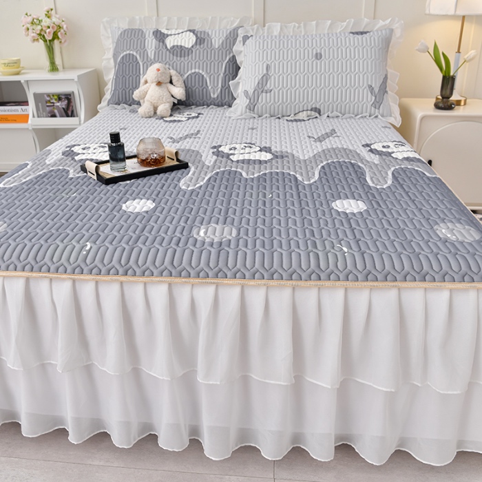 91家纺网 家纺一手货源 找家纺 民新家纺 2024新款凉感丝乳胶床裙凉席 功夫熊猫-灰