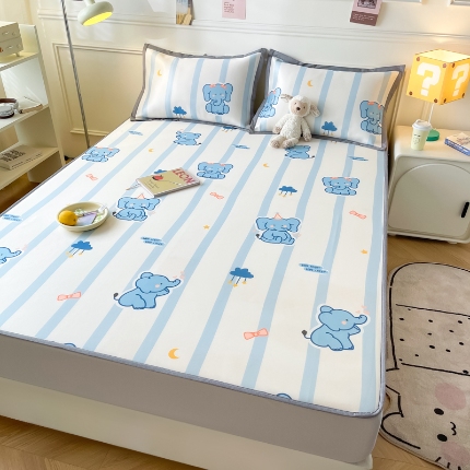 91家纺网 家纺一手货源 找家纺 （总）九花鹿 2024新款A类碳光冰丝凉席床笠款三件套四件套