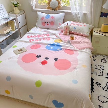 91家纺网 家纺一手货源 找家纺 （总）九花鹿2024新款A类大版凉感丝夏凉被空调被