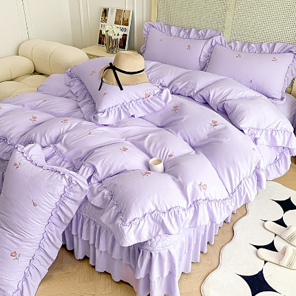 91家纺网 家纺一手货源 找家纺 2025小红书多巴胺ins风法式小香风糯小棉散点玫瑰床盖款四件套水洗棉纯棉全棉夏被四件套