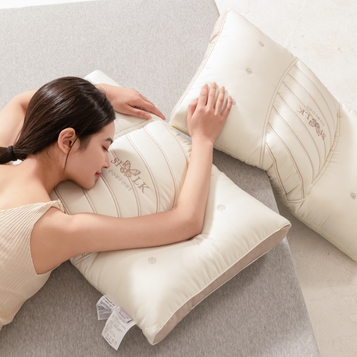 91家纺网 家纺一手货源 找家纺 （总）2024臻丝超柔软护颈蚕丝枕 男女睡眠中低枕头单只装
