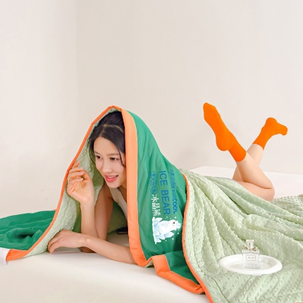 91家纺网 家纺一手货源 找家纺 （总）【苏东来】2024年烫画印花贴画凉感丝冰豆豆被夏被被子夏凉被空调被凉豆豆被小竺棉泡泡棉双层纱纯棉夏被四件套