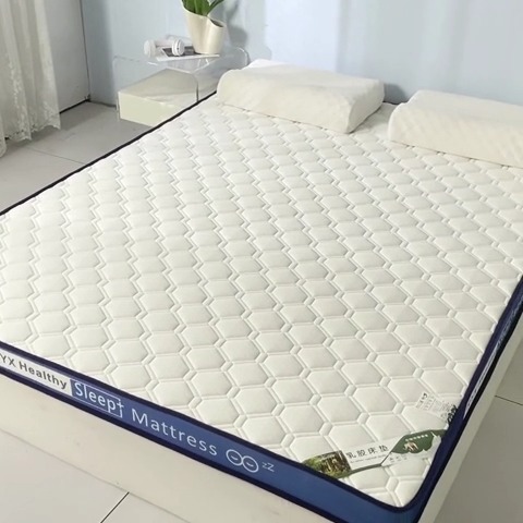 91家纺网 家纺一手货源 找家纺 顺发床垫 2025新款字母边记忆海绵乳胶床垫 菱形白（蓝）