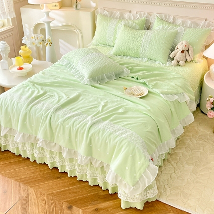 91家纺网 家纺一手货源 找家纺 2025韩版少女心法式公主风水洗棉蕾丝花边绣花床盖款夏被四件套泡泡棉小竺棉凉感丝夏被床盖款四件套