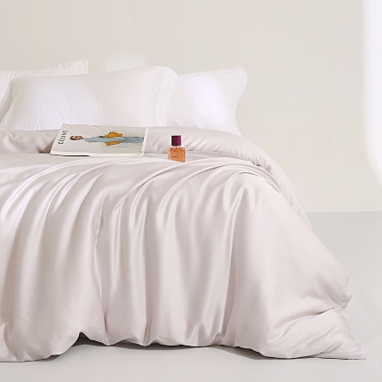 91家纺网 家纺一手货源 找家纺 2024夏 天丝单件被套三件套100%兰精天丝被套枕套组合