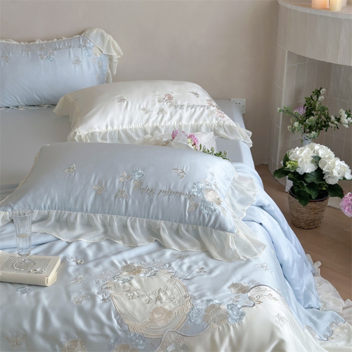 91家纺网 家纺一手货源 找家纺 MIU缪家居  2024新款80支兰精天丝夏被四件套-浪漫主义 蓝