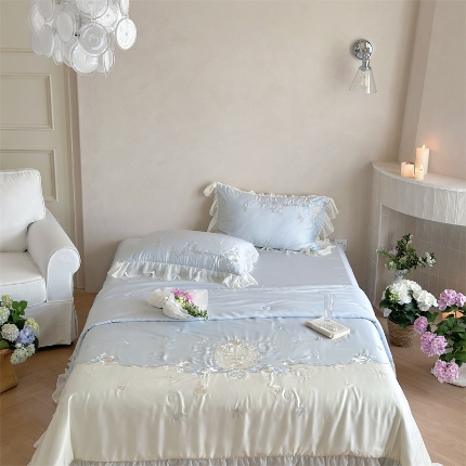 91家纺网 家纺一手货源 找家纺 （总）MIU缪家居  2024新款80支兰精天丝夏被四件套-浪漫主义