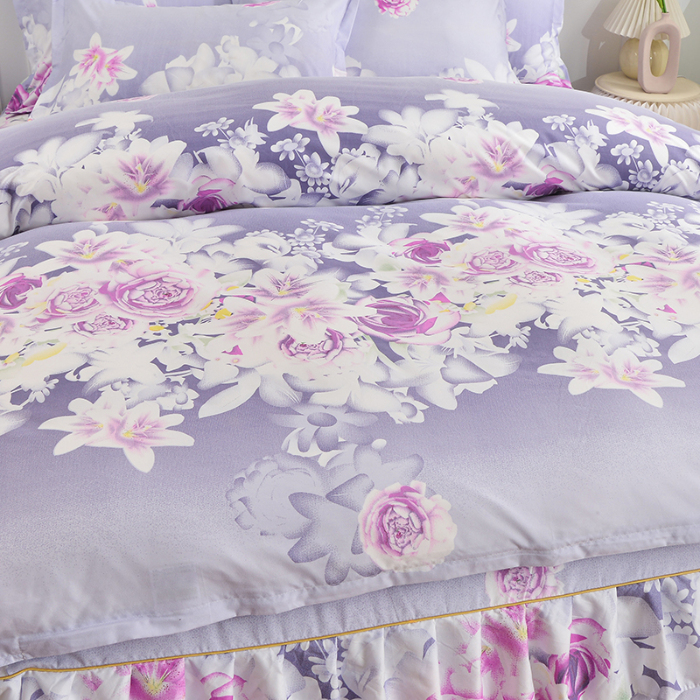 91家纺网 家纺一手货源 找家纺 小雨家纺 2026新款芦荟棉单件床裙+床裙三件套 爱的花海紫