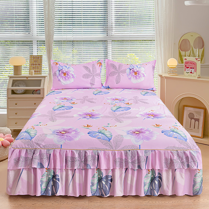 91家纺网 家纺一手货源 找家纺 小雨家纺 2026新款芦荟棉单件床裙+床裙三件套 阳光花朵粉