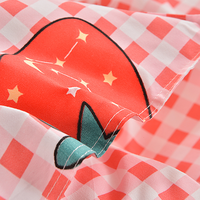 91家纺网 家纺一手货源 找家纺 小雨家纺 2026新款芦荟棉单件床裙+床裙三件套 草莓之恋