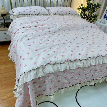 91家纺网 家纺一手货源 找家纺 （总）暖居 2024新款韩系大花边夏被砂洗棉花床盖四件套可机洗+同款纯棉被套