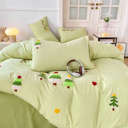 91家纺网 家纺一手货源 找家纺 漫仙阁 2024新款毛巾绣四件套 森林小树