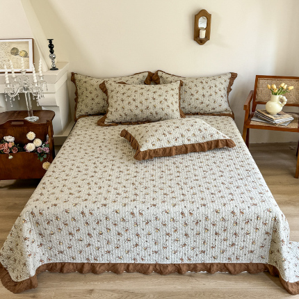 91家纺网 家纺一手货源 找家纺 添越 2024新款纯棉砂洗床盖 摩卡