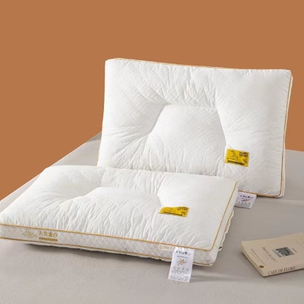 91家纺网 家纺一手货源 找家纺 （总）拾光枕芯  2023新款大豆蛋白纤维护颈枕芯枕头