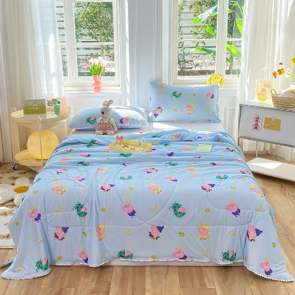 91家纺网 家纺一手货源 找家纺 （总）15 经年2025年小猪佩奇版授权A类针织棉夏被镂空花边款 直播爆款