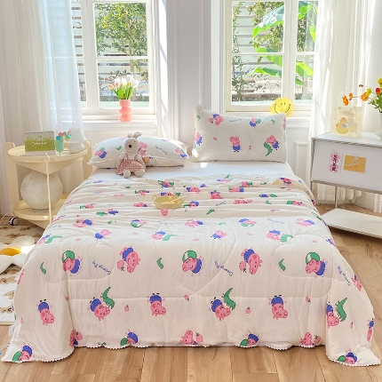 91家纺网 家纺一手货源 找家纺 （总）15 经年2025年小猪佩奇版授权A类针织棉夏被镂空花边款 直播爆款