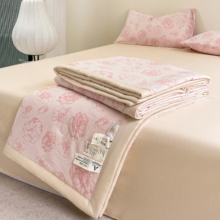 91家纺网 家纺一手货源 找家纺 （总）一加一 2025新款全棉三层纱提花大豆夏被