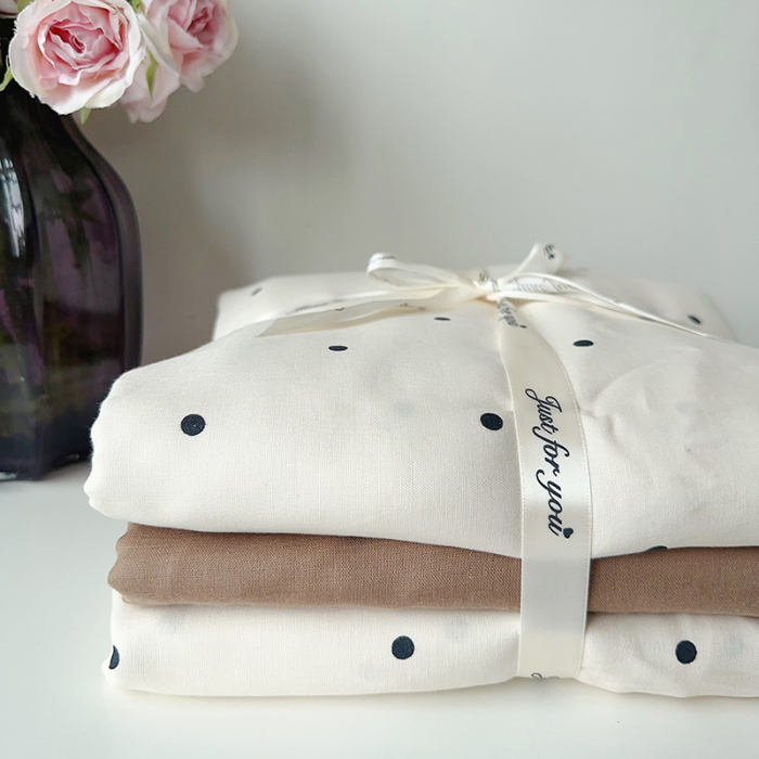 91家纺网 家纺一手货源 找家纺 麦伦家居 2024春夏新品全棉有氧双层纱印花系列四件套（叠拍图）黑波波