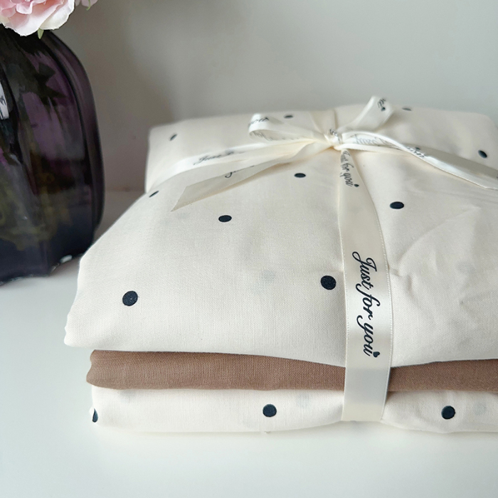 91家纺网 家纺一手货源 找家纺 麦伦家居 2024春夏新品全棉有氧双层纱印花系列四件套（叠拍图）黑波波