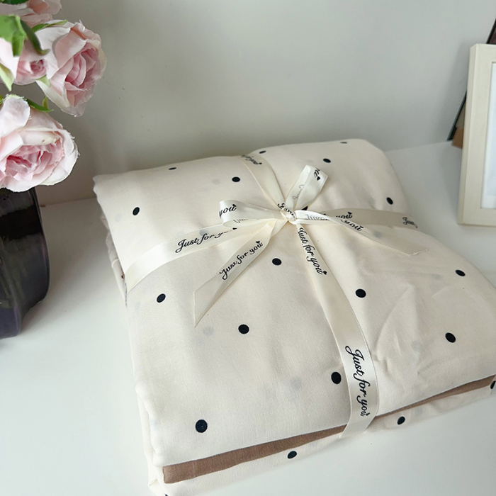 91家纺网 家纺一手货源 找家纺 麦伦家居 2024春夏新品全棉有氧双层纱印花系列四件套（叠拍图）黑波波