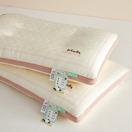 91家纺网 家纺一手货源 找家纺 （总）乐可 2024新款亲子熊猫呼呼乳胶分区枕头枕芯