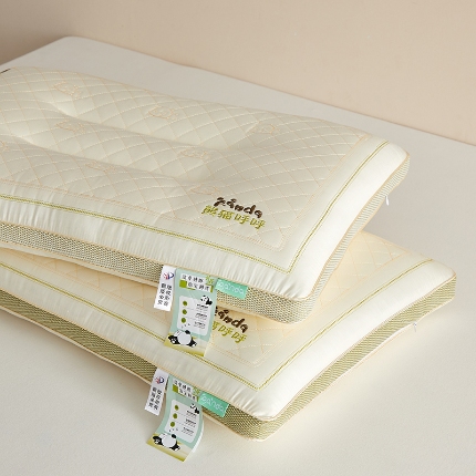 91家纺网 家纺一手货源 找家纺 （总）乐可 2024新款亲子熊猫呼呼乳胶分区枕头枕芯