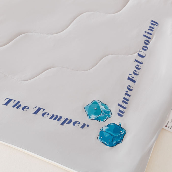 91家纺网 家纺一手货源 找家纺 荔禾家居 2024新款A类氨纶凉感丝冰感夏被 冰感灰