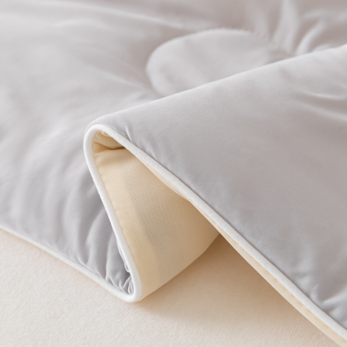 91家纺网 家纺一手货源 找家纺 荔禾家居 2024新款A类氨纶凉感丝冰感夏被 冰感灰