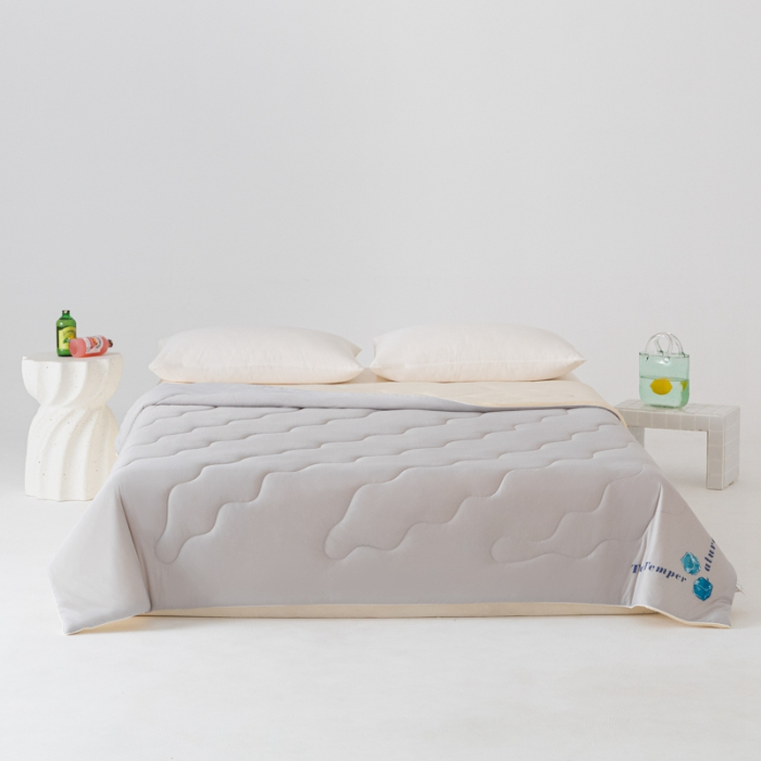 91家纺网 家纺一手货源 找家纺 荔禾家居 2024新款A类氨纶凉感丝冰感夏被 冰感灰