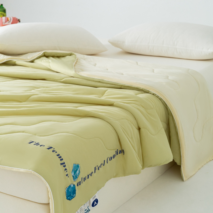 91家纺网 家纺一手货源 找家纺 荔禾家居 2024新款A类氨纶凉感丝冰感夏被 冰感绿