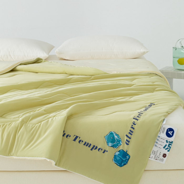 91家纺网 家纺一手货源 找家纺 荔禾家居 2024新款A类氨纶凉感丝冰感夏被 冰感绿