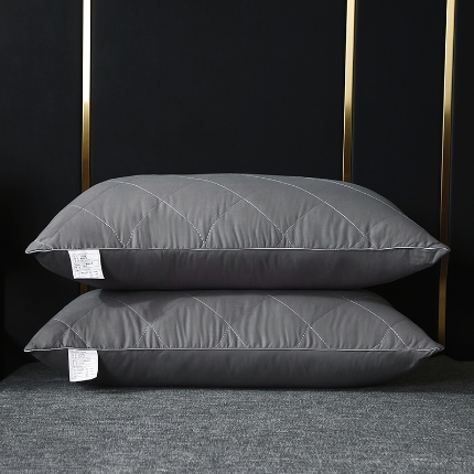 91家纺网 家纺一手货源 找家纺 （总）全棉枕芯大方格枕头纯棉枕芯大化羽丝绒成人家用单人舒适护颈