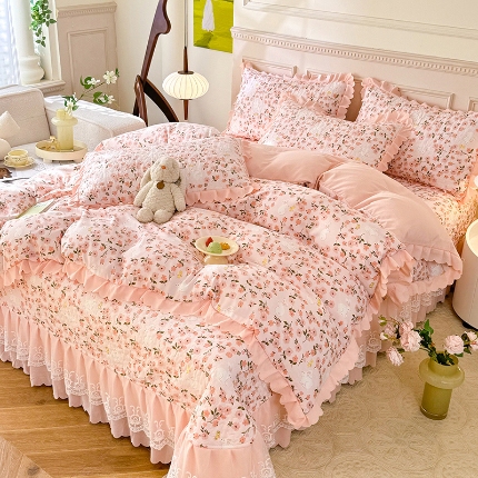 91家纺网 家纺一手货源 找家纺 （总）漫布云2025春夏A类母婴级泡泡纱蕾丝花边床盖款四件套泡泡棉小竺棉双层纱棉麻纯棉全棉床盖款四件套纯棉全棉夏被四件套