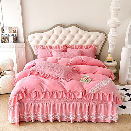 91家纺网 家纺一手货源 找家纺 苏米娜2024大版花卉磨毛四件套双层纱羊绒棉麻小竺棉泡泡纱床盖款四件套