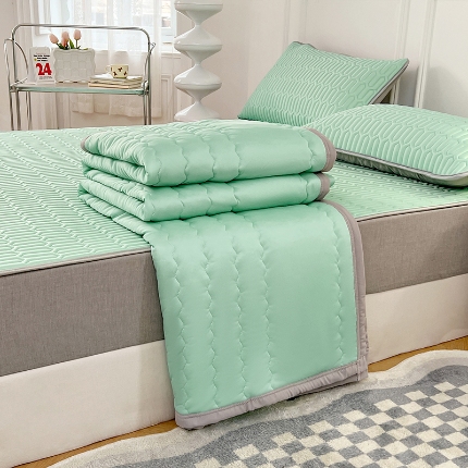 91家纺网 家纺一手货源 找家纺 （总）福来临 2025新款印花+纯色凉感丝含胶凉席夏被三件套四件套