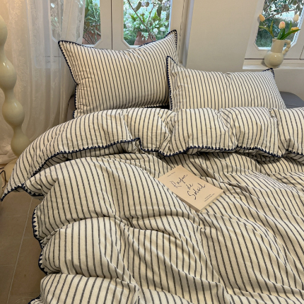91家纺网 家纺一手货源 找家纺 莱茵家居 2024新款A类多巴胺撞色全棉水洗棉四件套 灰苏条