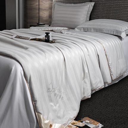 91家纺网 家纺一手货源 找家纺 （总）60提花蚕丝被100%纯蚕丝榨蚕丝夏被手工订花桑蚕丝被被子夏凉被